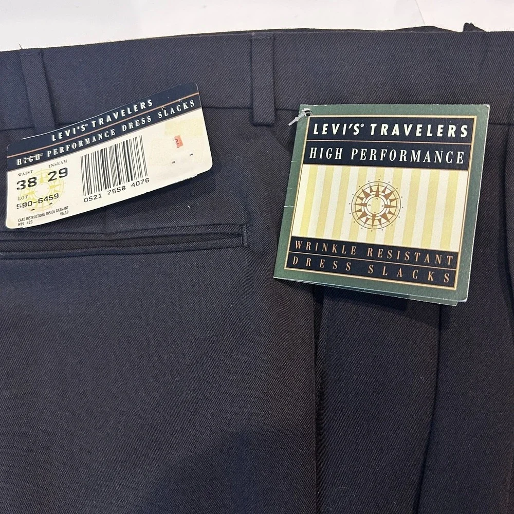 Levi's Travelers Dress Slacks 38x29 Mens Black Pleated Wrinkle Resistant NWT NEW